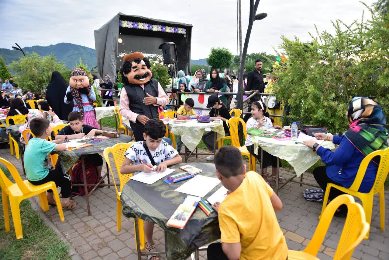 بزرگترین جشنواره نقاشی کودک «تورنگ» در لنگرود برگزار شد