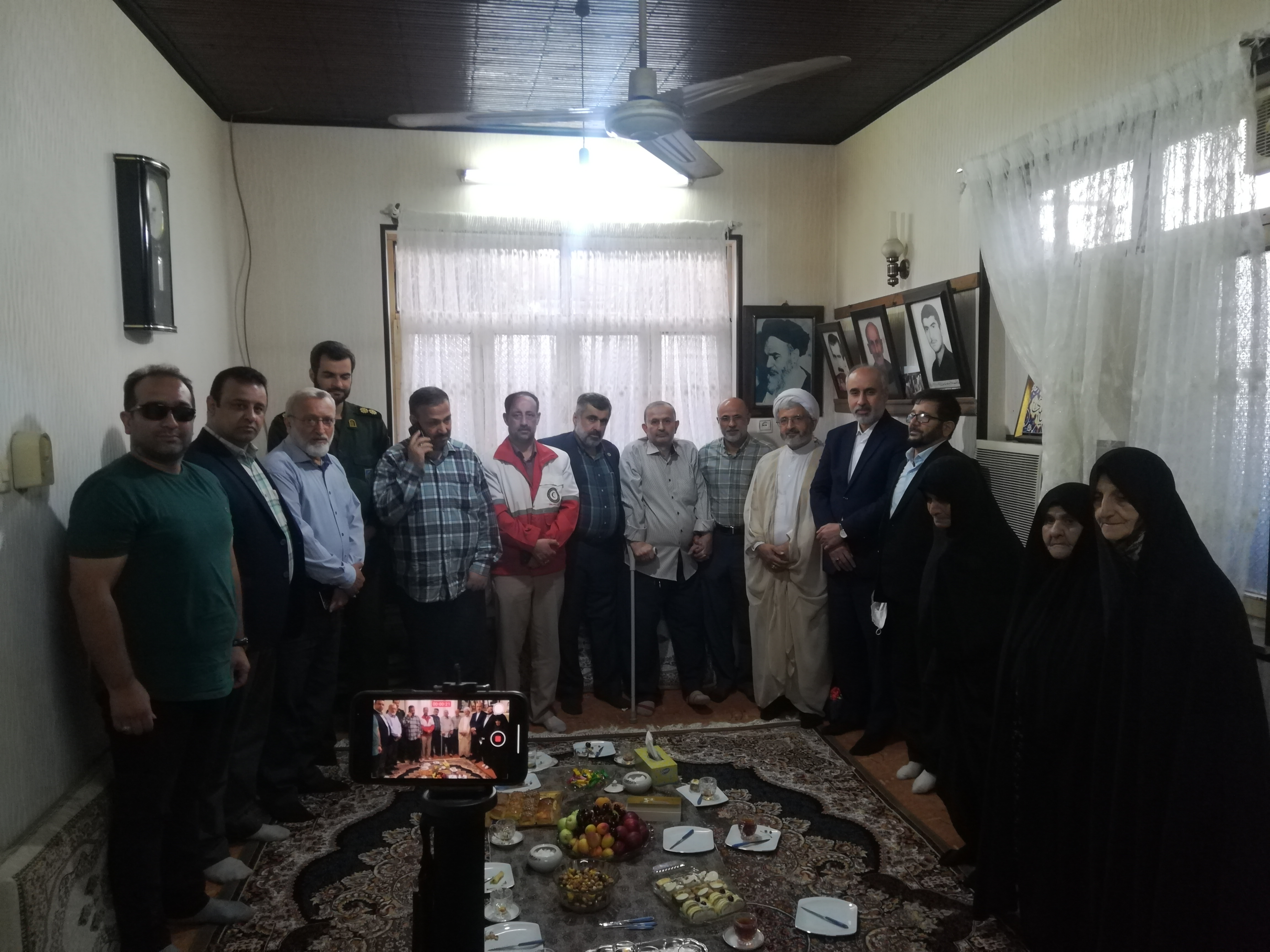 حضور سخنگوی وزارت امور خارجه در منزل بسیجی شهید غلامرضا سعیدی