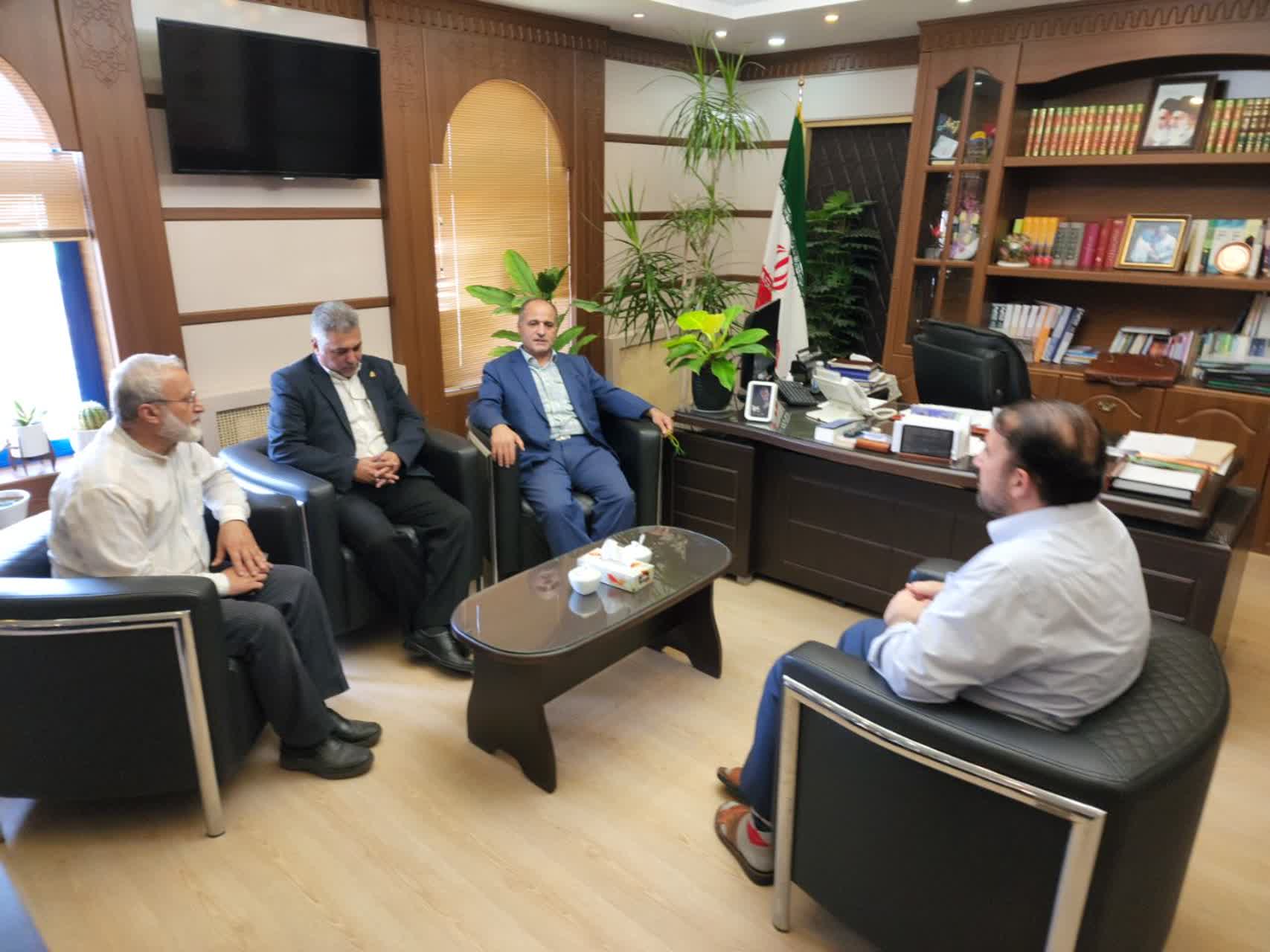 دیدار رئیس هیات تیراندازی گیلان با فرماندار شهرستان لنگرود