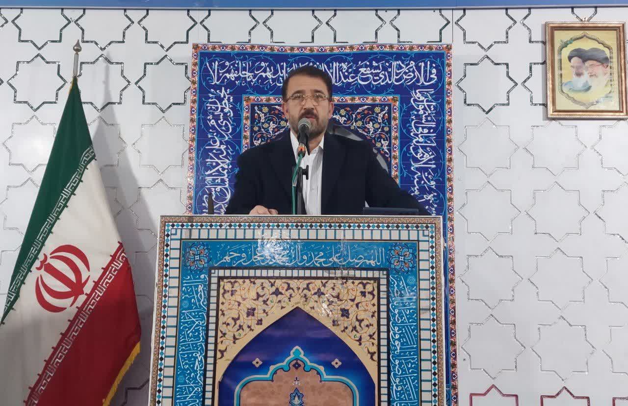 فرماندار لنگرود گفت: مهم ترین مشخصه نظام اسلامی در مردم سالاری و جایگاه و نقش مردم در تعیین سرنوشت است.