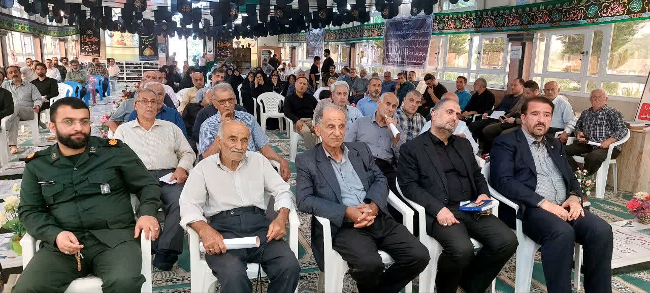 فرماندار لنگرود: خدمت به خانواده شهدا همیشه می‌تواند به ما انگیزه و امید بدهد