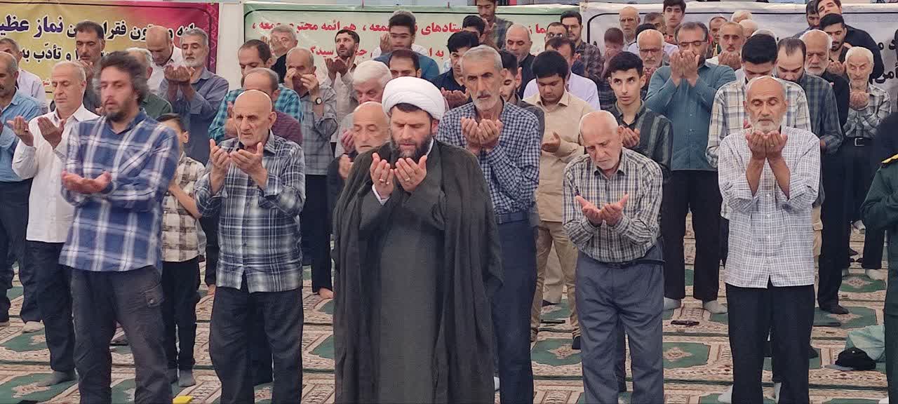 راه بهشت از مساجد می‌گذرد و باید مساجد را مملو از جمعیت کنیم