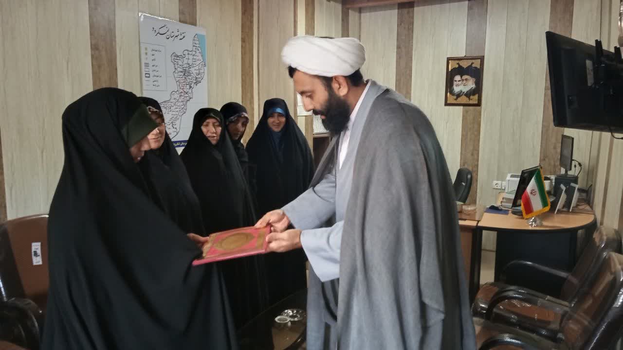رجب زاده رئیس شورای هیئات مذهبی بانوان شهرستان لنگرود شد