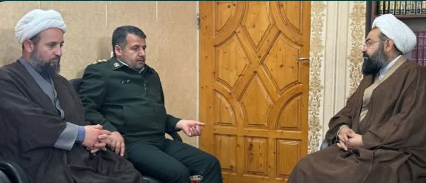 دیدار فرمانده جدید نیروی انتظامی شهرستان لنگرود با امام جمعه