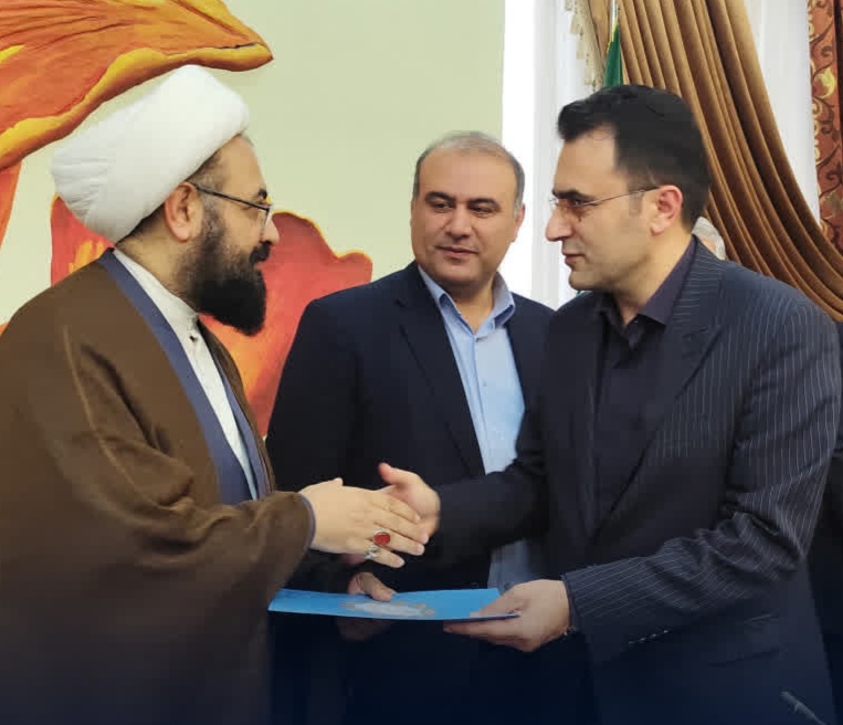 امام جمعه لنگرود گفت: حق شهروندی؛ لذت از زیبایی‌های شهر و دسترسی به امکانات ورزشی