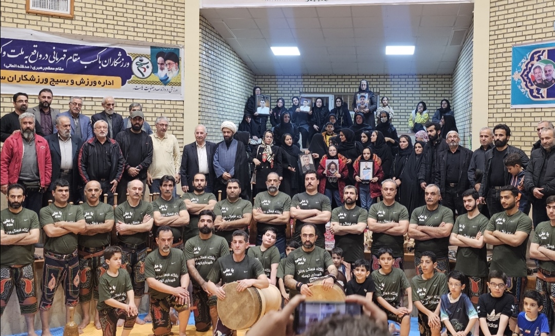 ویژه برنامه ایام فاطمیه و اربعین جان باختگان حادثه آتش سوزی کمپ کلیدبر لنگرود در زورخانه امام علی(ع) این شهرستان برگزار شد