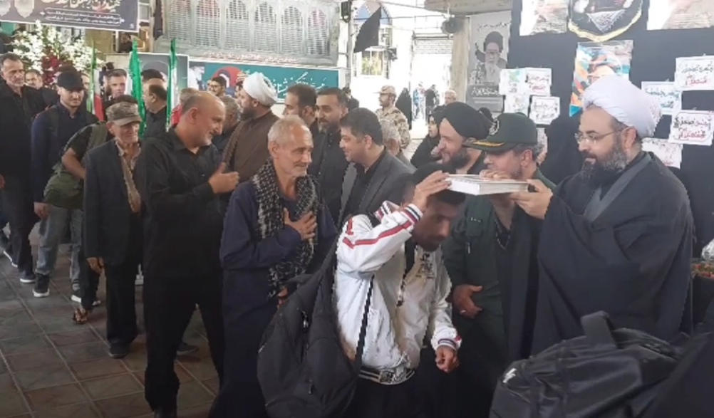 کاروان پیاده لنگرود عازم مرقد مطهر امام راحل(ره) شد