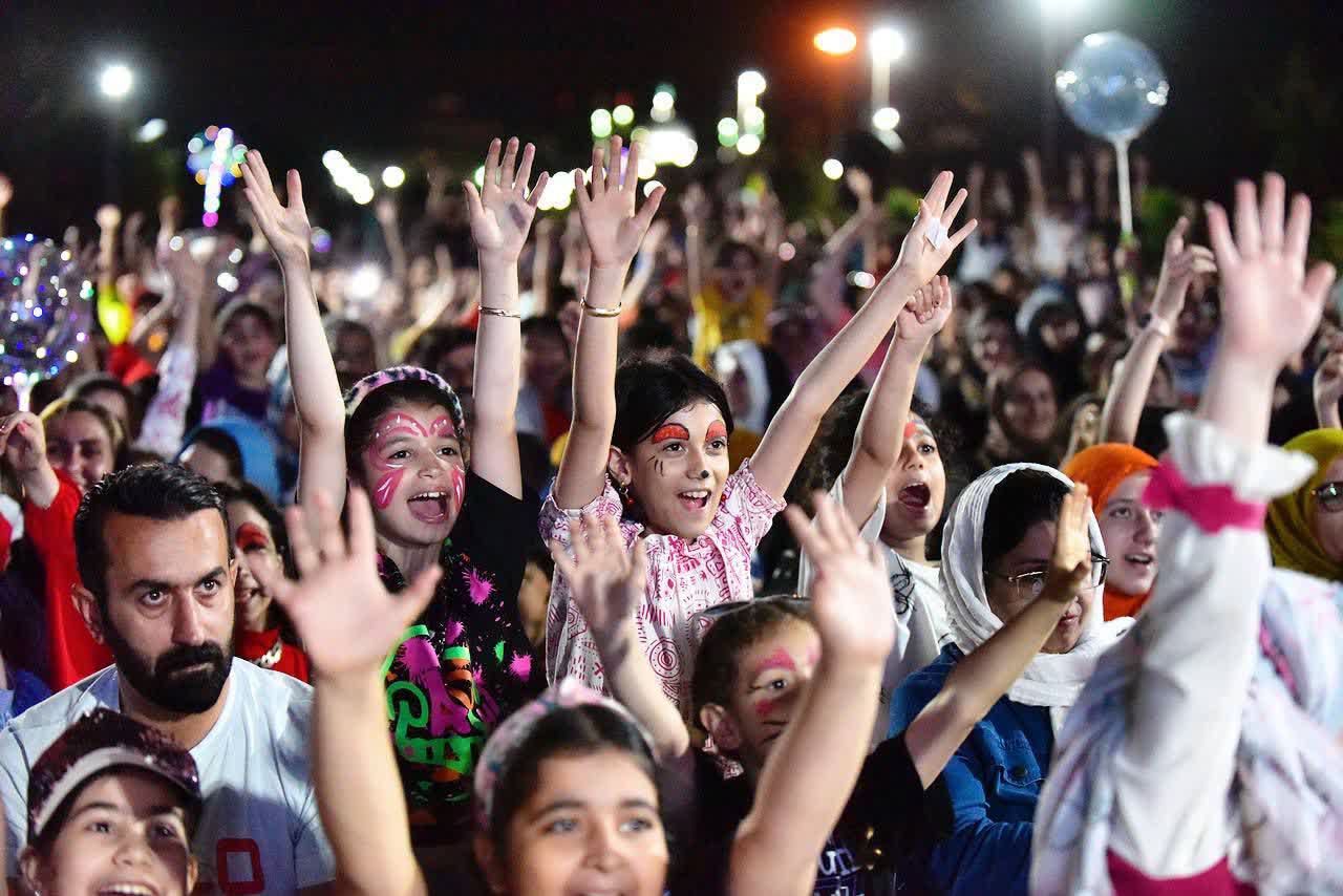 جشنواره نقاشی کودک در لنگرود برگزار شد 
