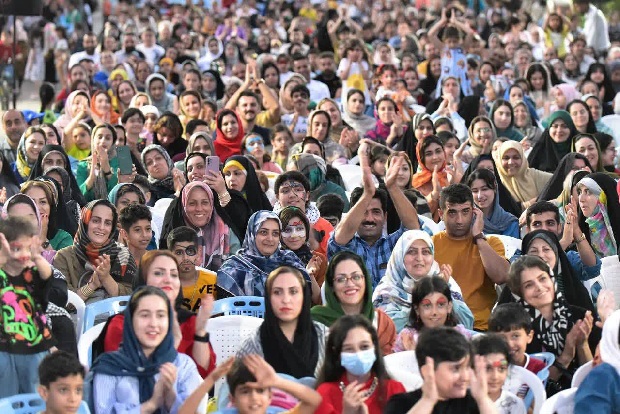 جشنواره نقاشی کودک در لنگرود برگزار شد 